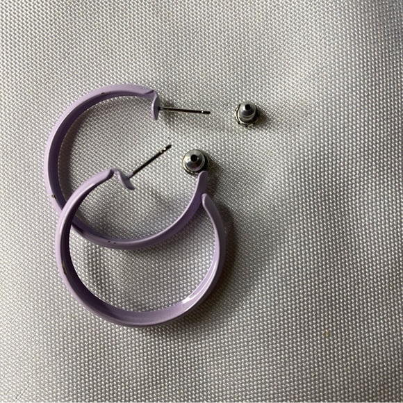 Elegant Purple Hoop Earrings - Picture 4 of 4